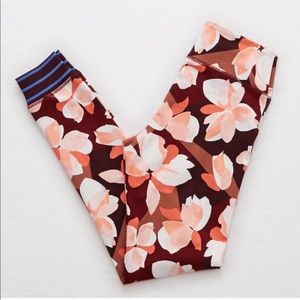 Aerie chill floral legging striped cuff